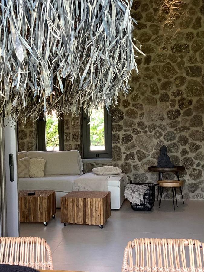 Villa Tartaya Dassia  Buitenkant foto